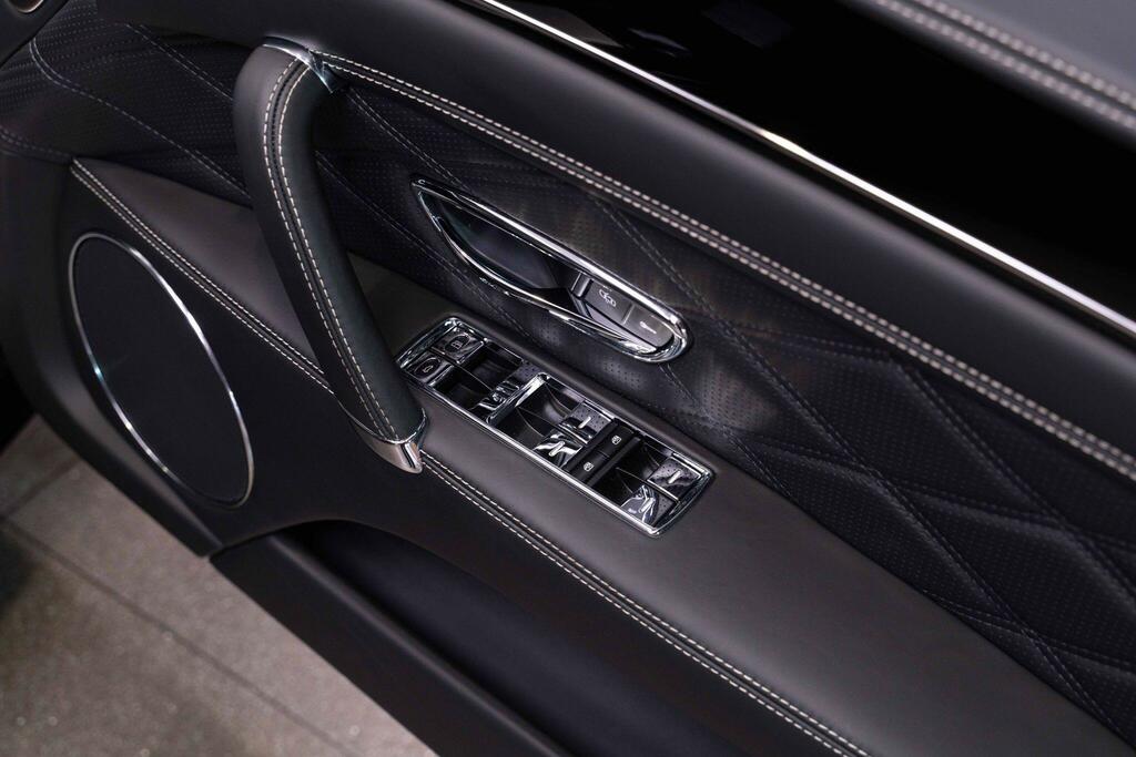 Bentley Flying Spur 4.0 V8 Black #7
