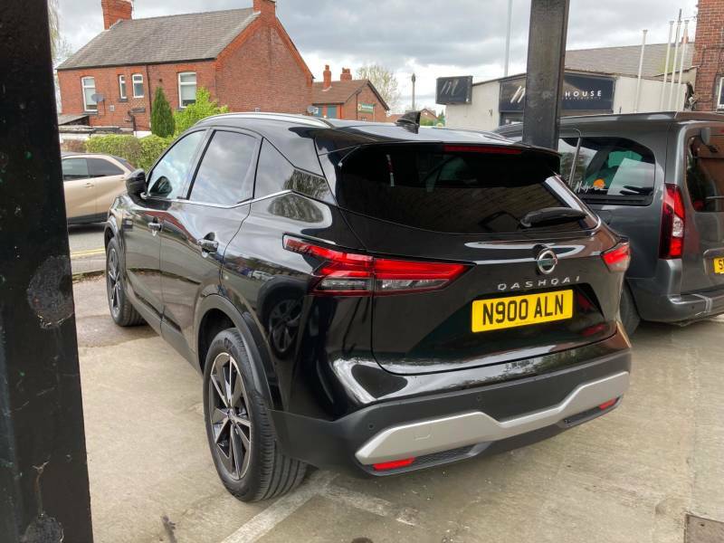 Nissan Qashqai 1.3 Dig-t Mh Tekna - 2022 22 KE22RCU Black #2