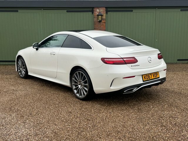 Mercedes-Benz E Class 2018 2.0 E220d Amg Line Premium Plus Coupe D KO67VOP White #6