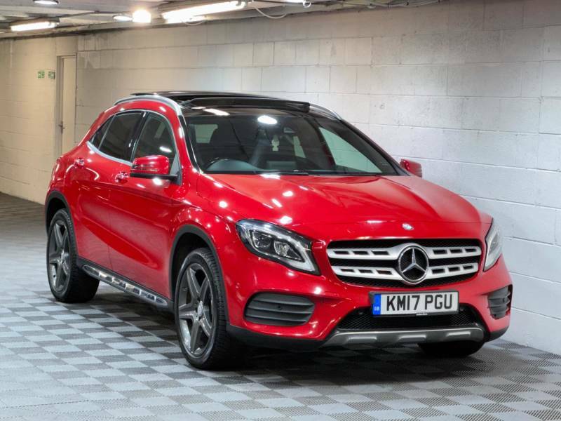 Mercedes-Benz GLA Class Gla 220D 4Matic Amg Line Prem Plus - 2017 Red