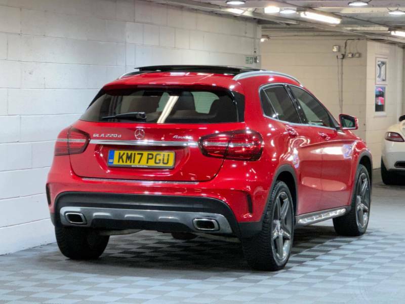 Mercedes-Benz GLA Class Gla 220D 4Matic Amg Line Prem Plus - 2017 KM17PGU Red #4