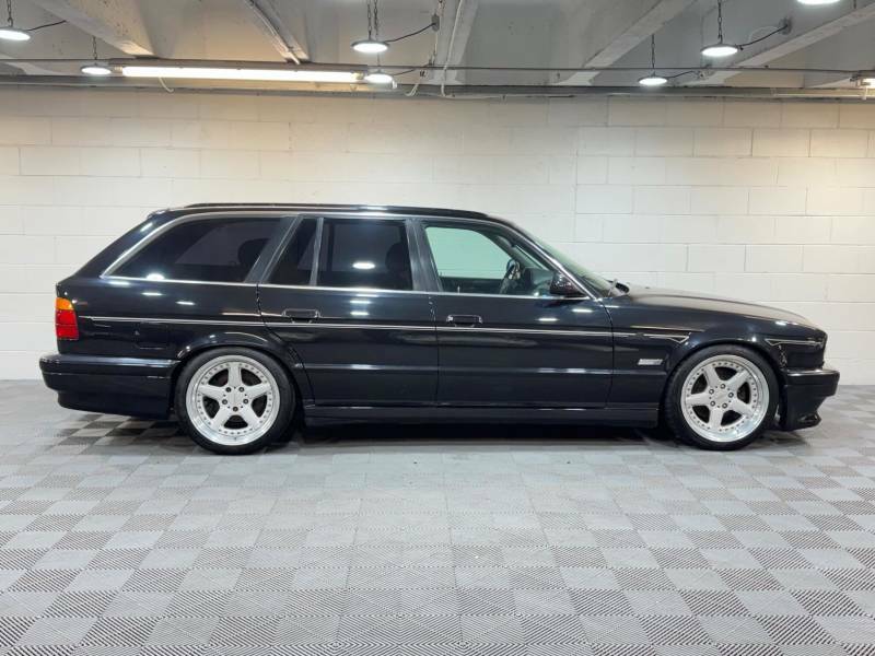 BMW 5 Series 4.0 540I Touring - 1995 M Black #5