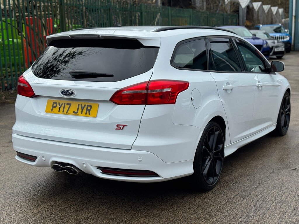 Ford Focus 2.0 Tdci St-3 Estate Euro 6 Ss PY17JYR White #5