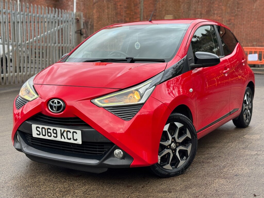 Toyota Aygo 1.0 Vvt-i X-trend Hatchback Euro SO69KCC Red #3