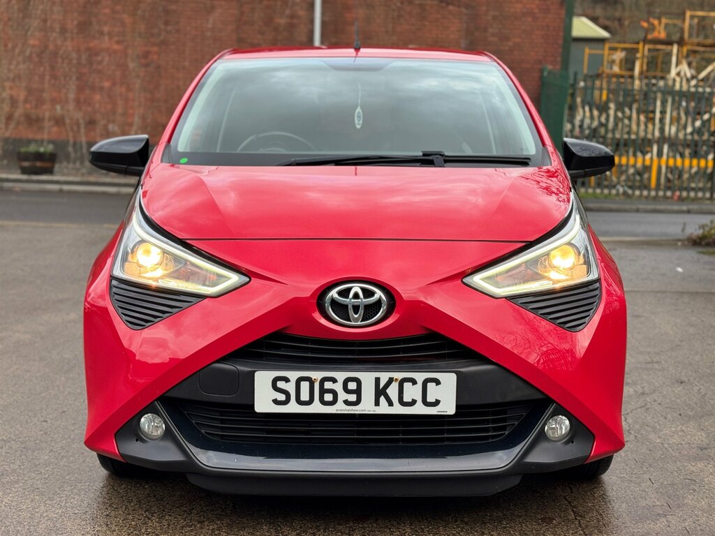 Toyota Aygo 1.0 Vvt-i X-trend Hatchback Euro SO69KCC Red #2