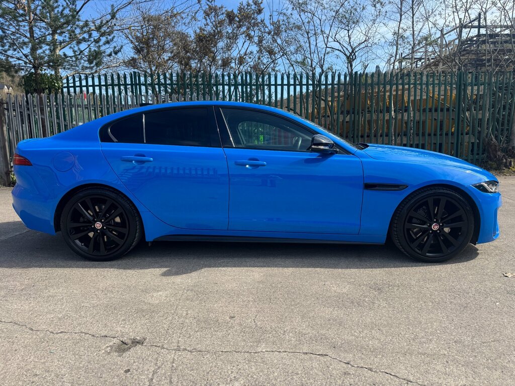 Jaguar XE 2.0 P250i Reims Edition Saloon Eur VO70HBN Blue #4