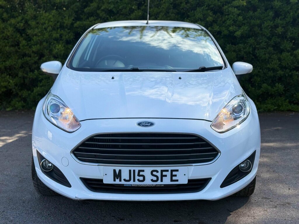 Ford Fiesta 1.0T Ecoboost Zetec Euro 5 Ss MJ15SFE White #2