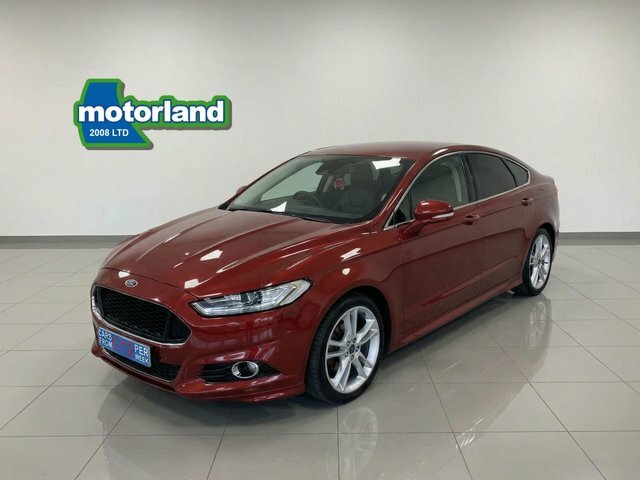Ford Mondeo Tdci Titanium Hatchback YE17FNF Red #3