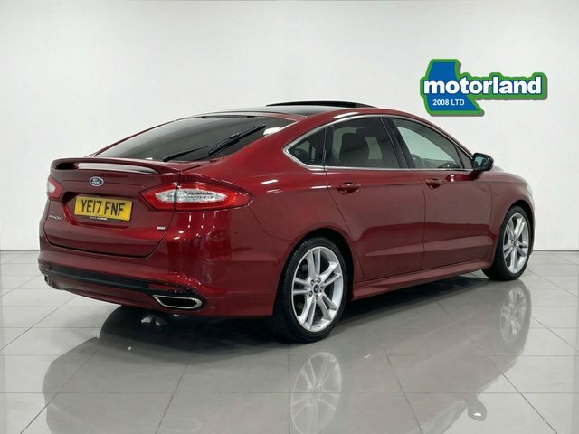 Ford Mondeo Tdci Titanium Hatchback YE17FNF Red #6