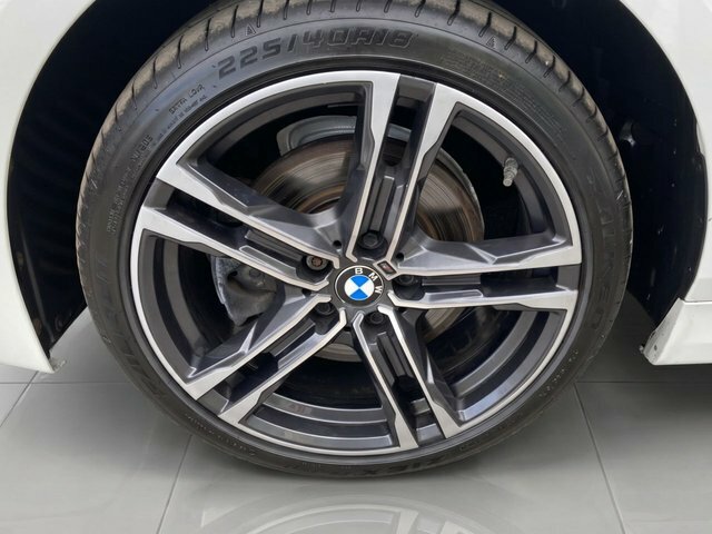BMW 1 Series 134 Bhp GU70TKV White #2