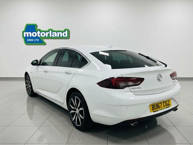 Vauxhall Insignia Turbo D Blueinjection Tech BU67CGZ White #4