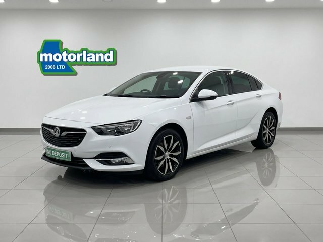 Vauxhall Insignia Turbo D Blueinjection Tech BU67CGZ White #3