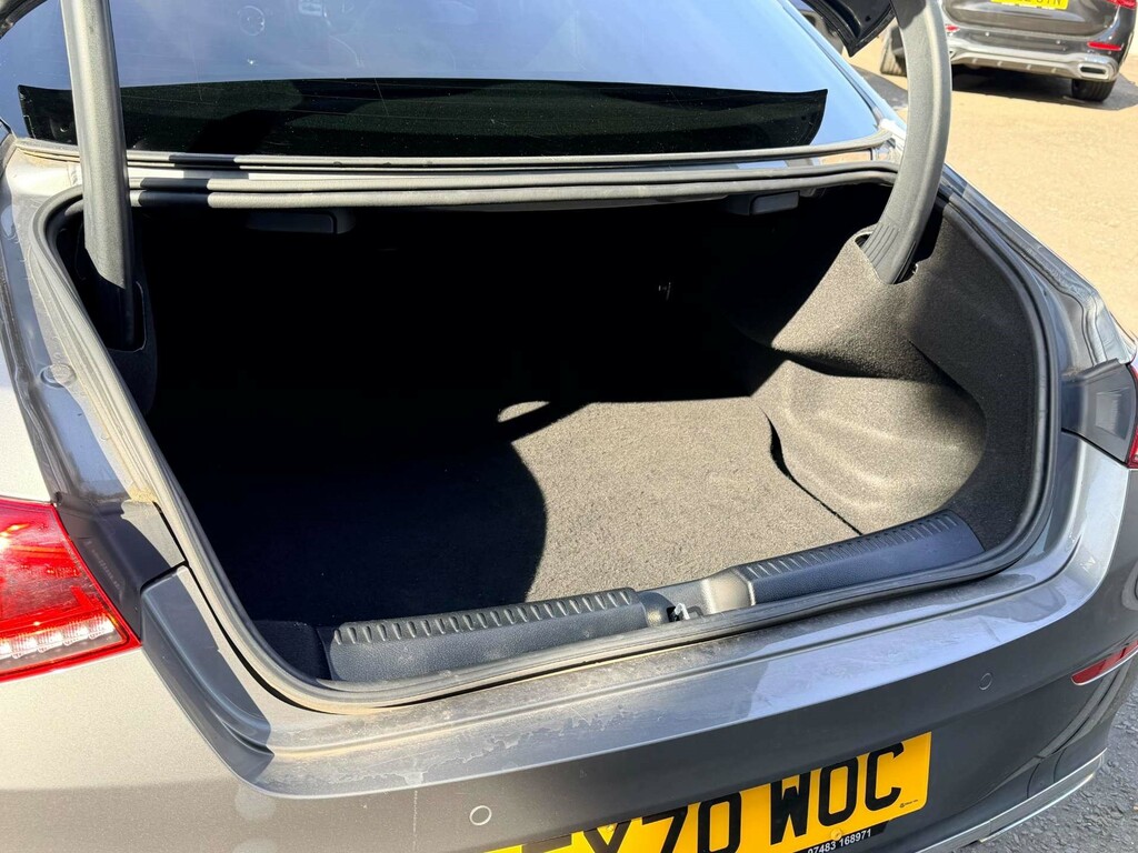 Mercedes-Benz 250 Hatchback Silver #8
