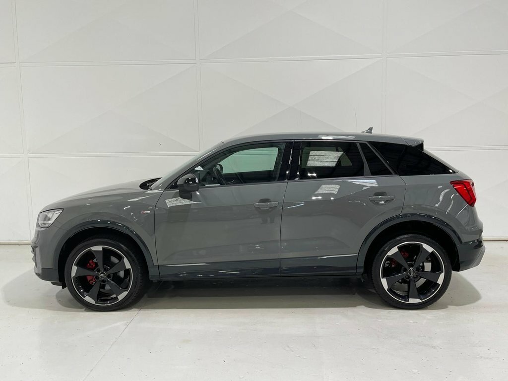 Audi Q2 1.4 Tfsi Cod Edition 1 Suv S Tronic Eur YA67FEK Grey #6