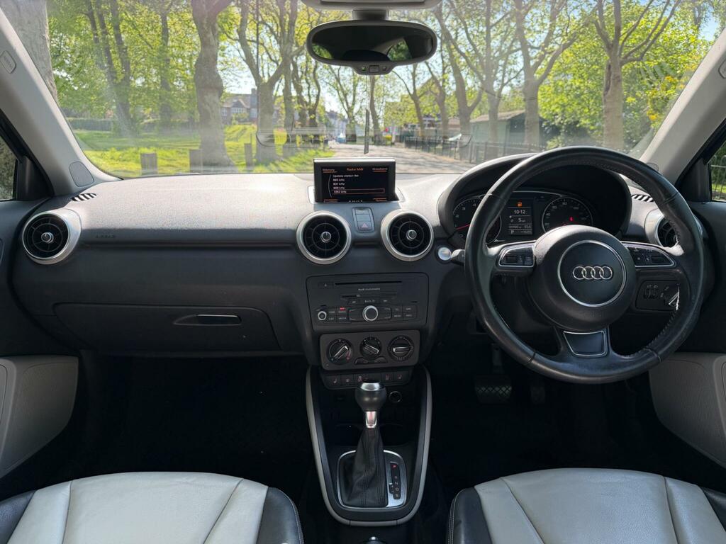 Audi A1 1.4 Tfsi Sport S Tronic Euro 5 Ss Black #4