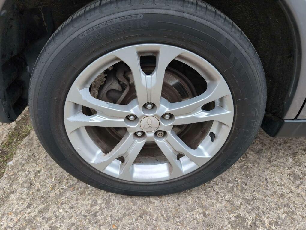 Mitsubishi Outlander 2.2 Di-d Gx5 4Wd Euro 5 Ss Grey #4