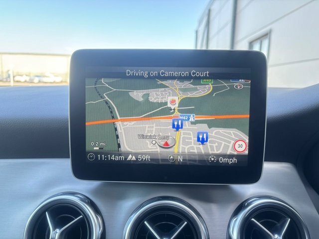 Mercedes-Benz GLA Class 2.1 Gla220d Amg Line Premium Plus Suv KP18YHK Red #5