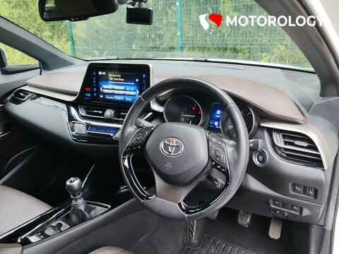 Toyota C-Hr 1.2 Vvt-i Excel YG17ZSY White #3