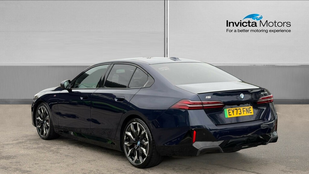 BMW i5 M Sport Pro 84Kwh EY73FNE Blue #5