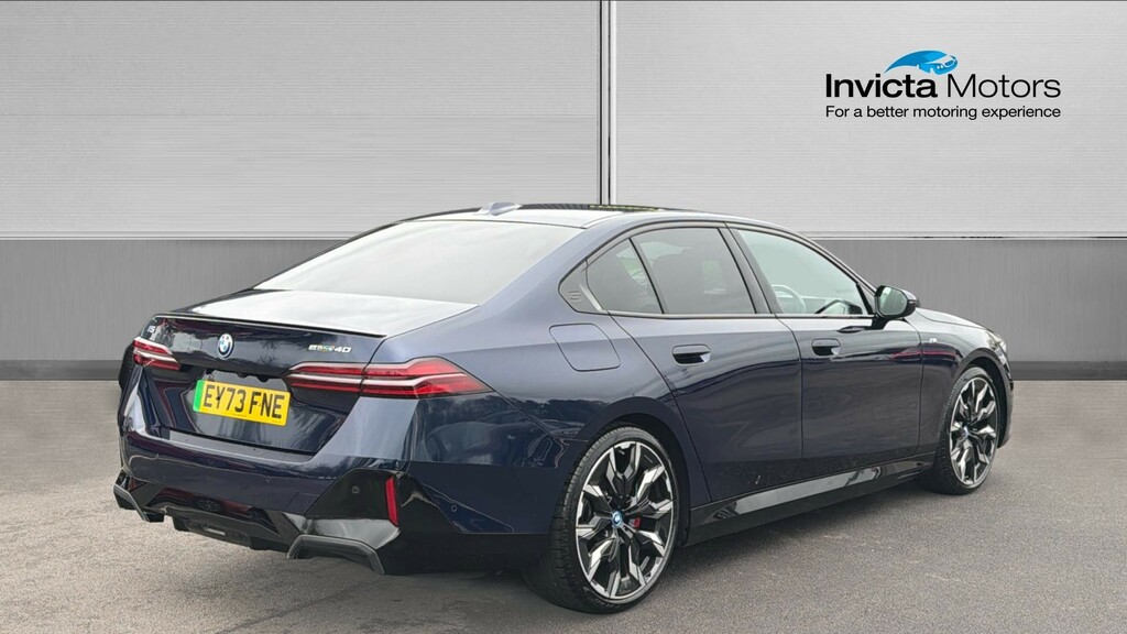 BMW i5 M Sport Pro 84Kwh EY73FNE Blue #3