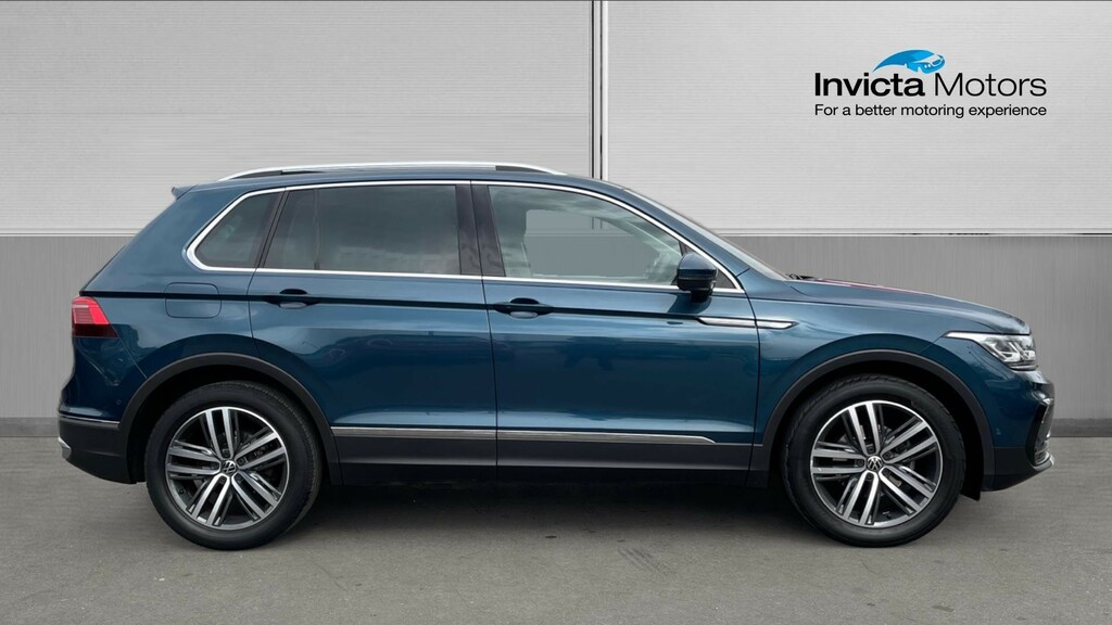 Volkswagen Tiguan Elegance Blue #2