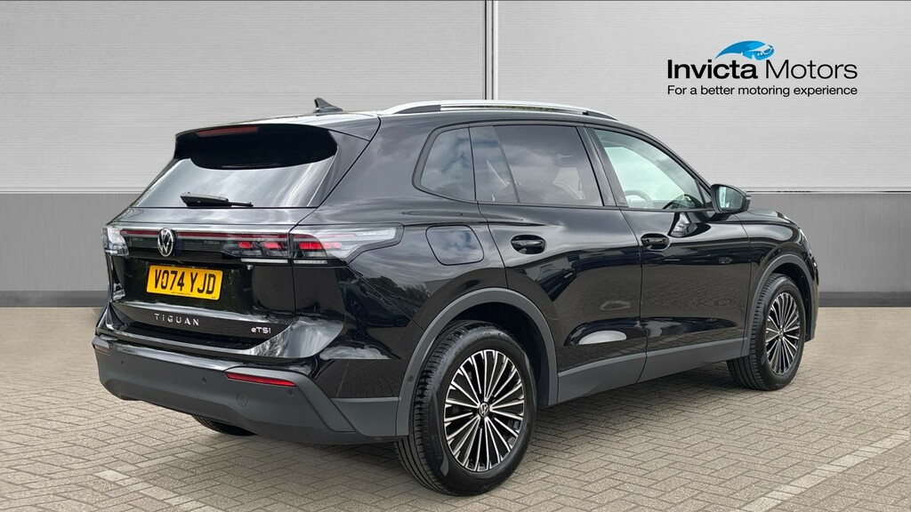Volkswagen Tiguan Match Black #3