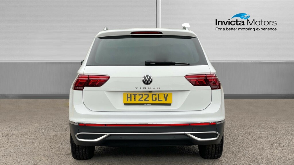 Volkswagen Tiguan Elegance White #4