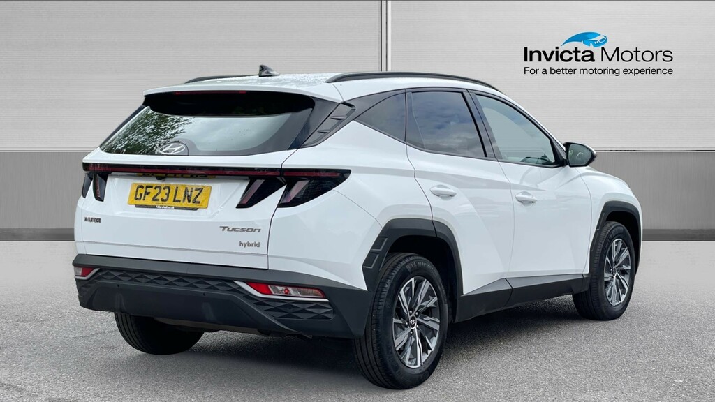 Hyundai Tucson Se Connect GF23LNZ White #3