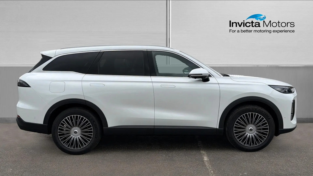Chery Tiggo 9 Super Hybrid Summit FZ75AAA White #2