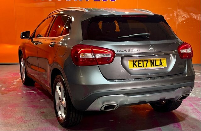 Mercedes-Benz GLA Class 2.1 Gla200d Sport Suv 7G-dct Euro 6 S KE17NLA Grey #3