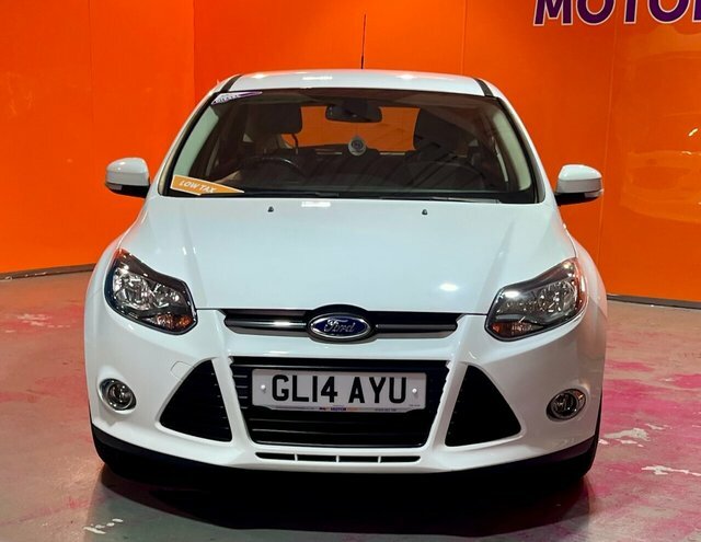 Ford Focus 1.6 Tdci Zetec Hatchback Euro 5 GL14AYU White #5