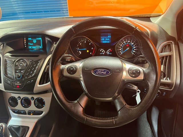 Ford Focus 1.6 Tdci Zetec Hatchback Euro 5 GL14AYU White #4