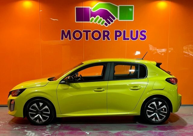 Peugeot 208 1.2 Puretech Active Hatchback Eu HD73NGJ Yellow #2