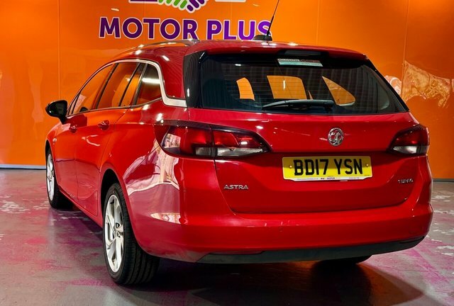 Vauxhall Astra 1.4I Turbo Sri Sports Tourer Euro BD17YSN Red #3