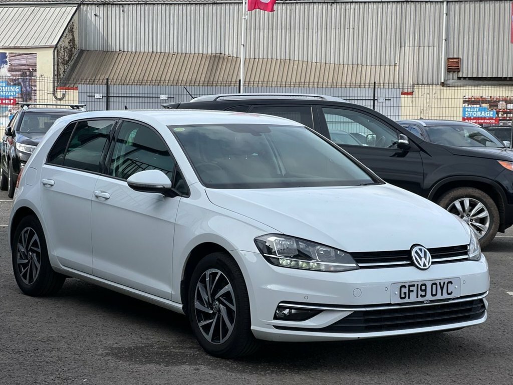 Volkswagen Golf 1.6L Match GF19OYC White #3