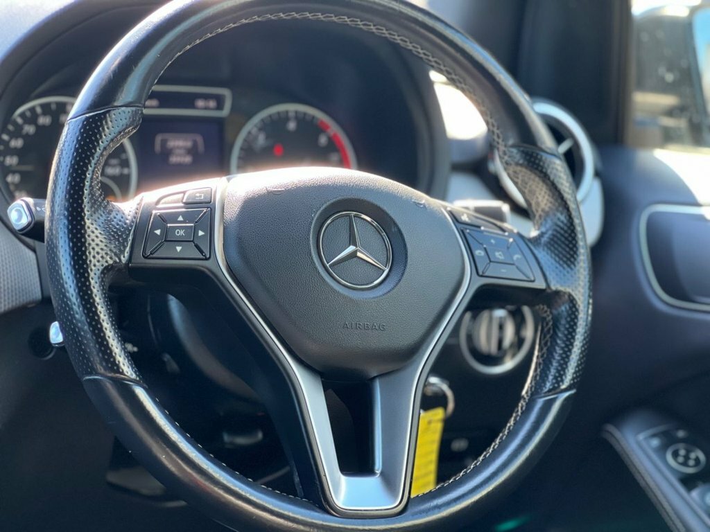 Mercedes-Benz B Class 1.5L Sport White #6