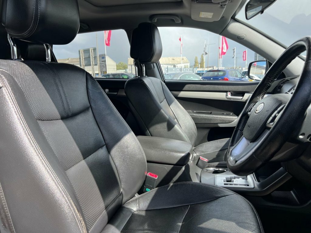 Kia Sorento 2.2L Kx-3 Black #4