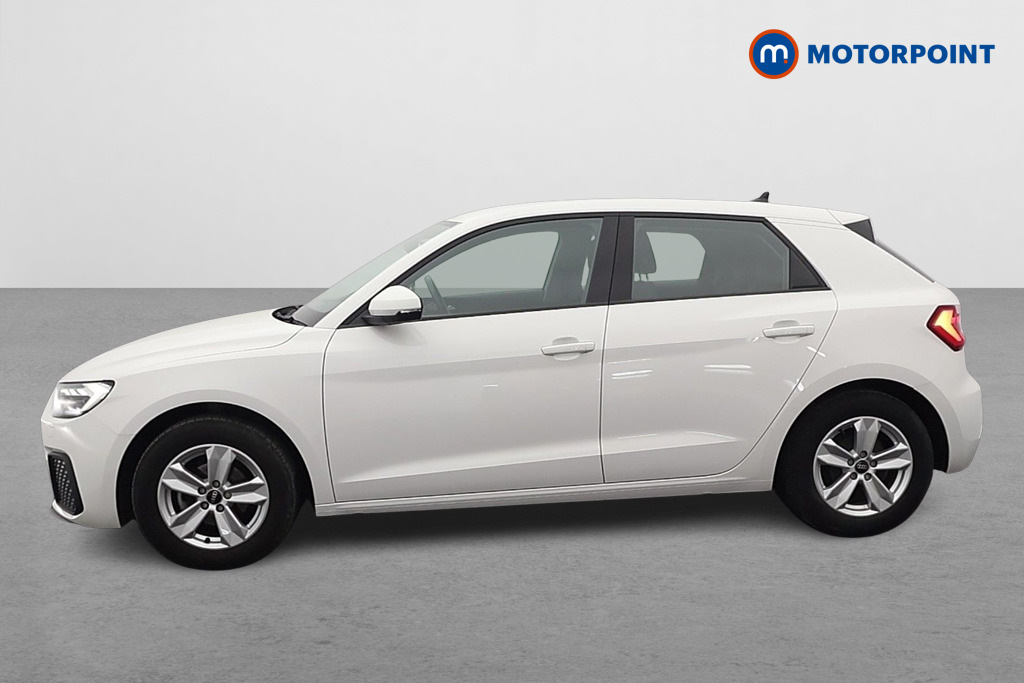 Audi A1 25 Tfsi Technik RO72OGD White #4