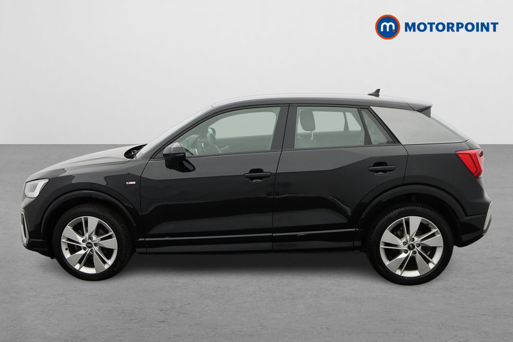 Audi Q2 35 Tfsi S Line S Tronic LP72DKX Black #4