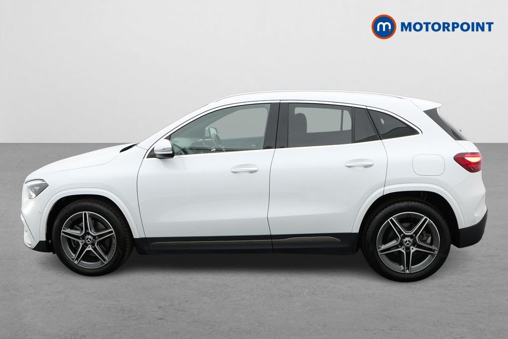 Mercedes-Benz GLA Class Gla 200 Amg Line Executive NU24HSZ White #4