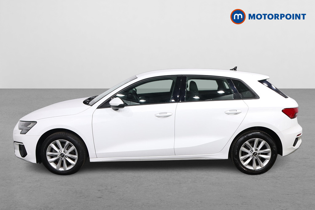 Audi A3 35 Tfsi Technik SB22UGV White #4