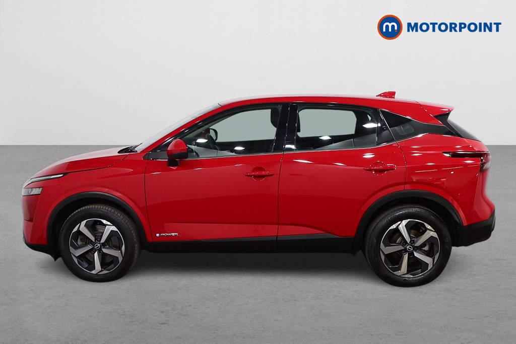 Nissan Qashqai 1.5 E-power Acenta Premium YB72VBC Red #4