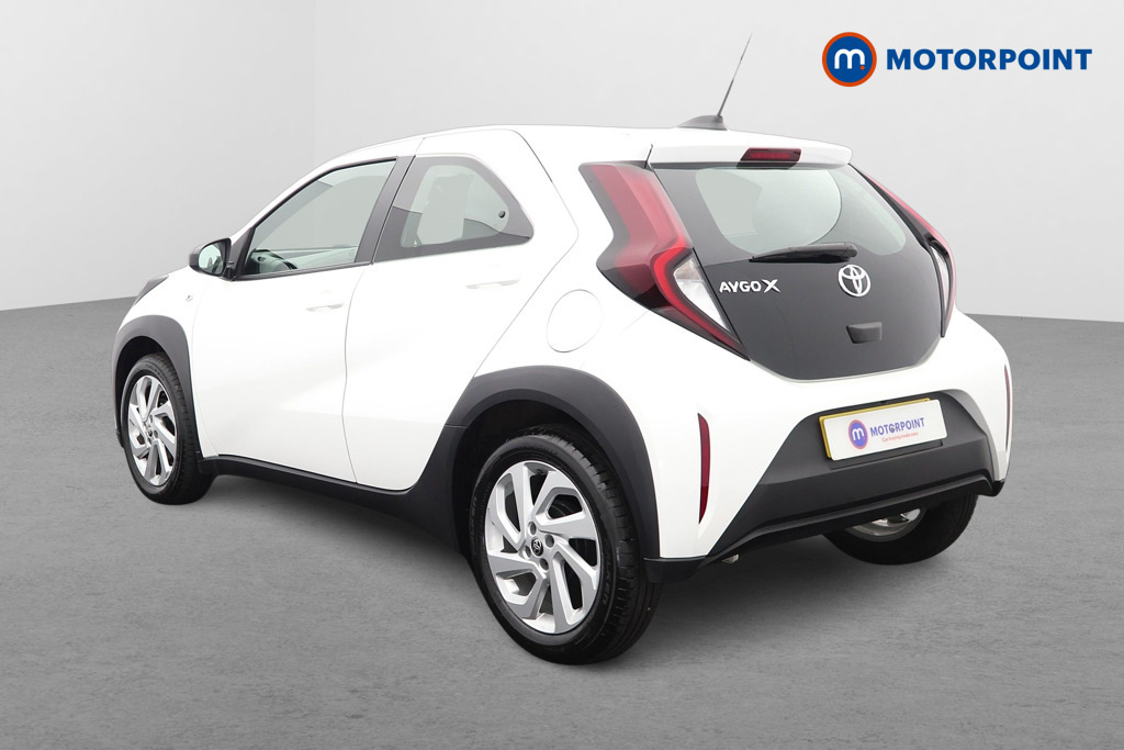 Toyota Aygo X 1.0 Vvt-i Pure VK74HNY White #5