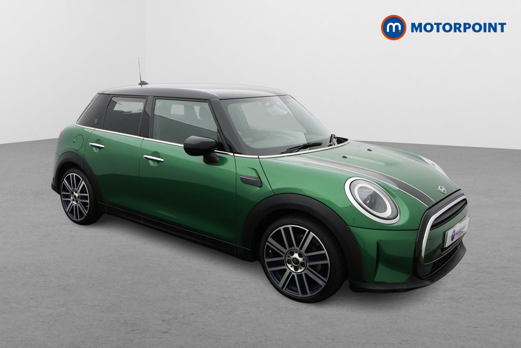 Mini Hatch 1.5 Cooper Exclusive Premium Green