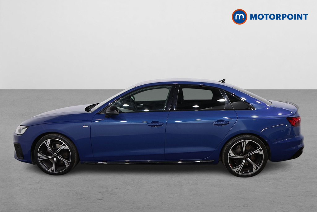Audi A4 35 Tfsi Black Edition S Tronic YP73XLE Blue #4