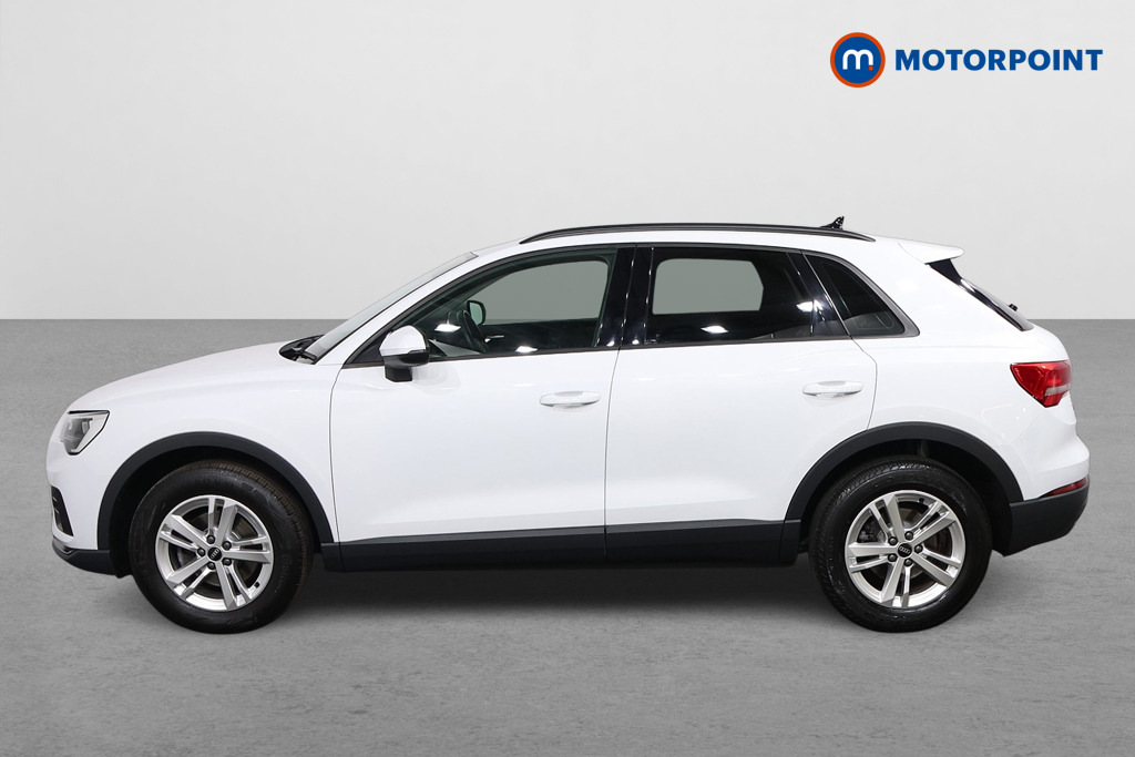 Audi Q3 35 Tfsi Technik LV21YGC White #4
