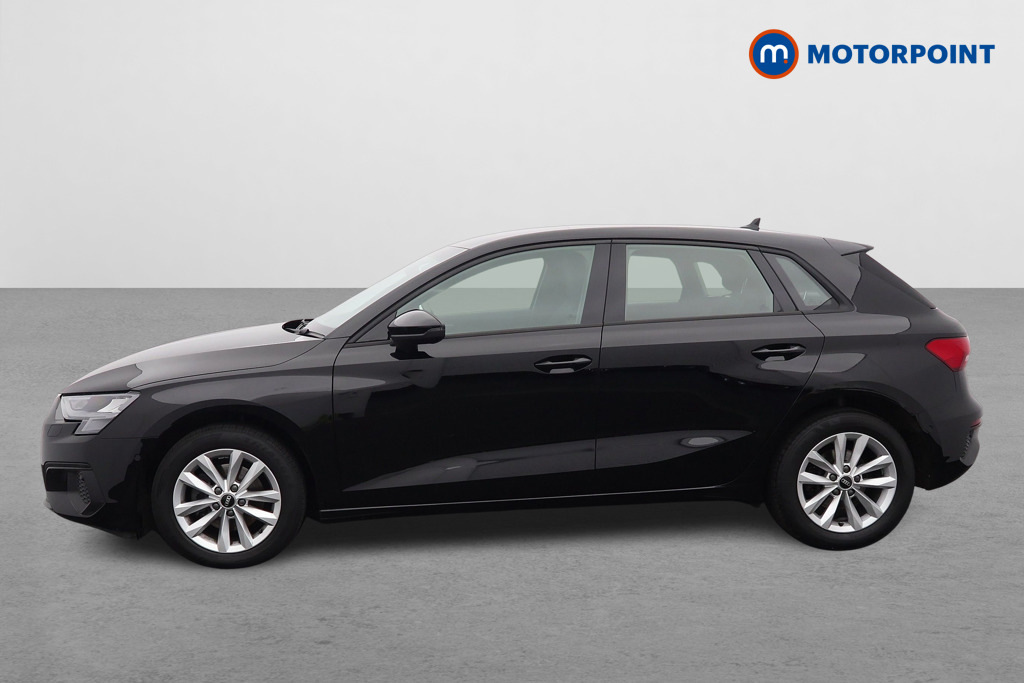 Audi A3 35 Tfsi Technik DE22PPF Black #4