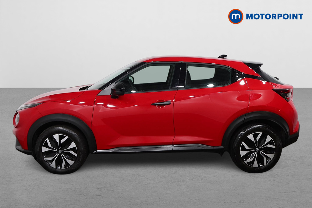 Nissan Juke 1.0 Dig-t Acenta Premium YH25BYP Red #4