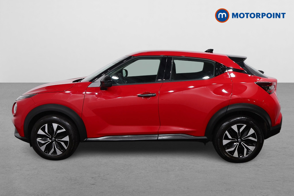 Nissan Juke 1.0 Dig-t Acenta Premium YH25BYU Red #4