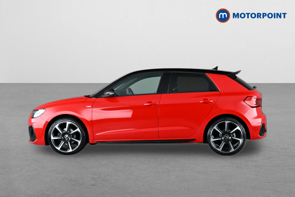 Audi A1 35 Tfsi Black Edition S Tronic LO21YUU Red #4